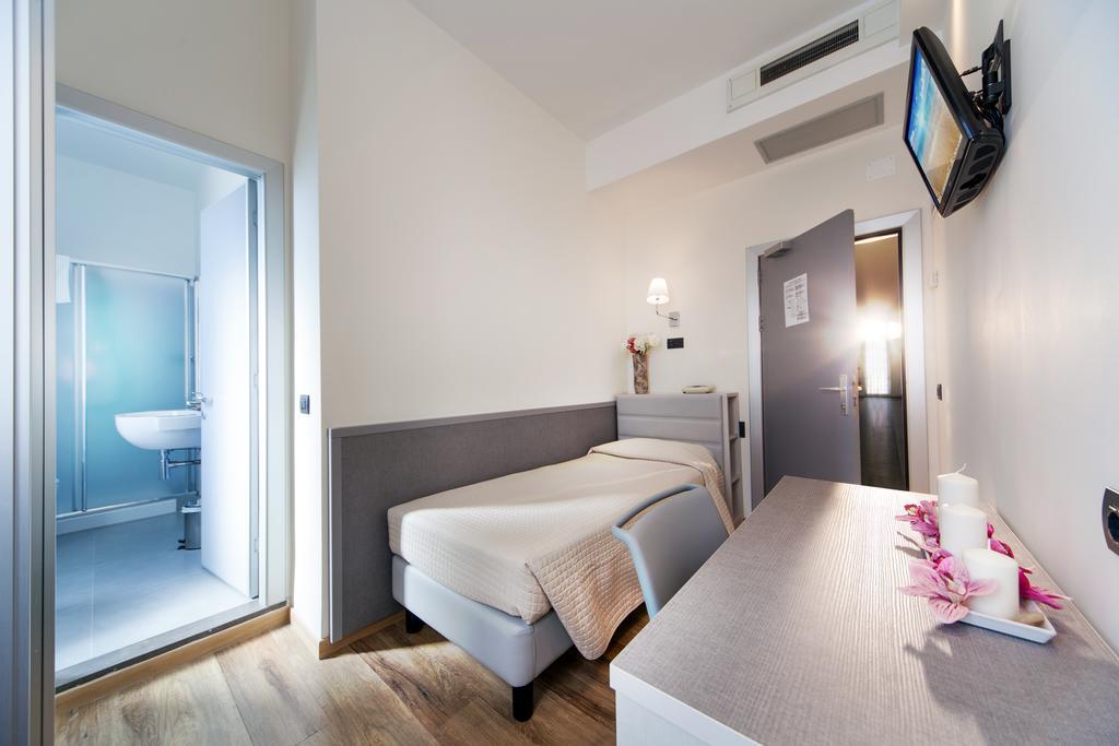 My Place Hotel Rimini Exterior photo